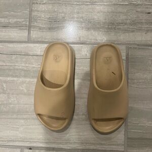 Yeezy Slides
